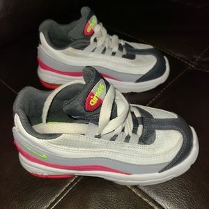 Toddler girl sneakers